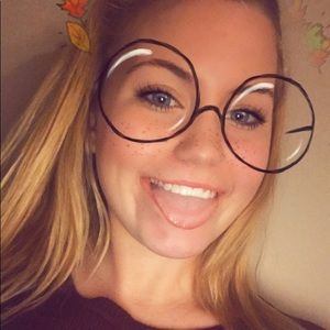 Meet your Posher, Mckenna